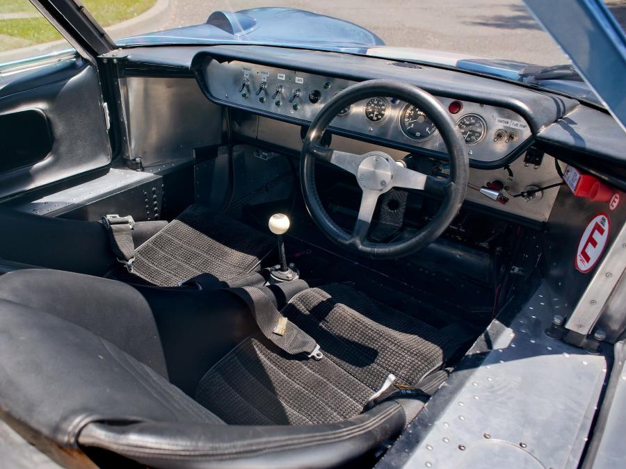 Торпедо Lola Mk VI GT 1963 года  (фото 11 из 19)